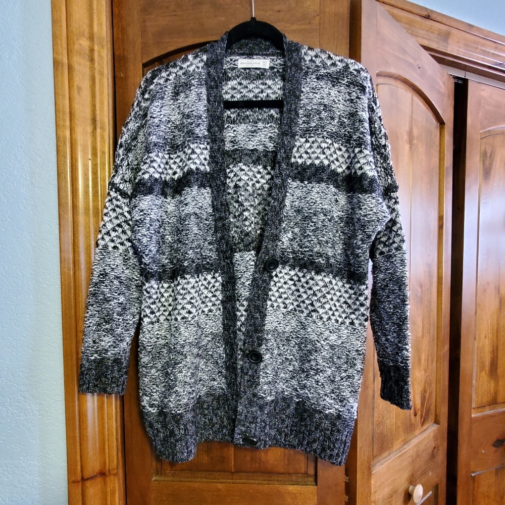 Abercrombie and Fitch Long Cardigan, Size XS/S
